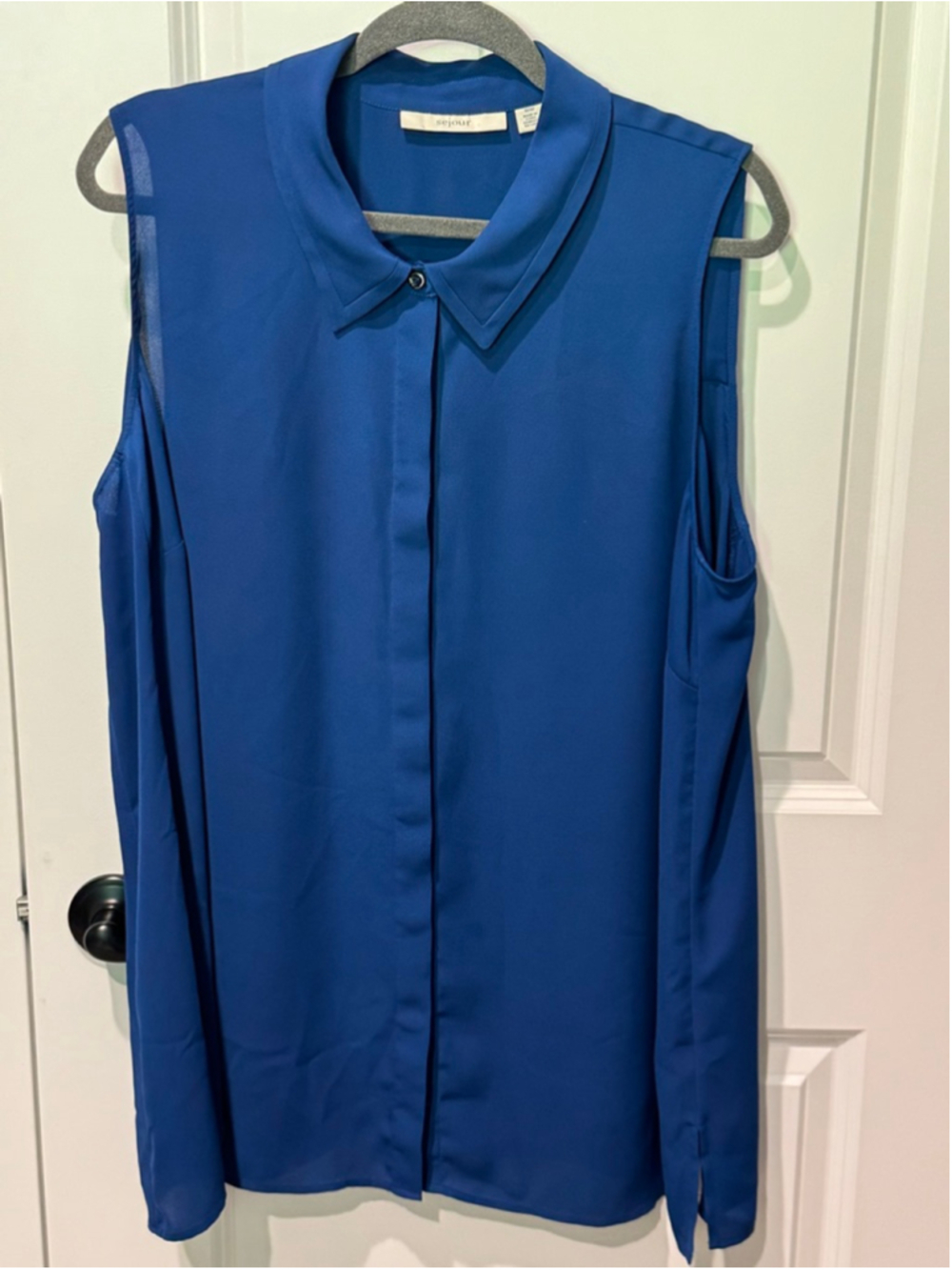 Women's Sejour Blue Sleeveless Button Front Collared Blouse 18W